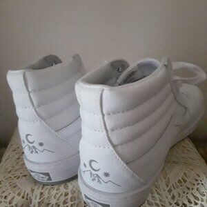 VANS "Off the Wall" Basketball Sneakers NWT